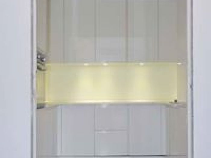 Archisio - Gerardo Spisso - Progetto Applicazione resine per rivestimenti pavimenti e muri