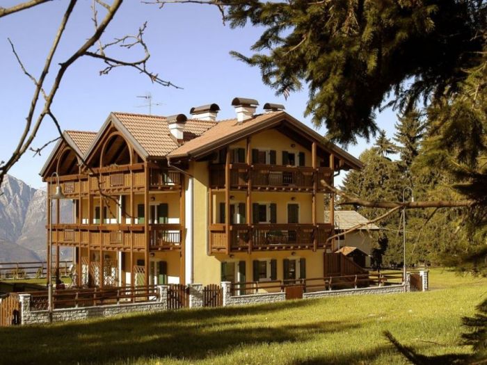 Archisio - Dossi Costruzioni - Progetto Realizzazioni turistiche