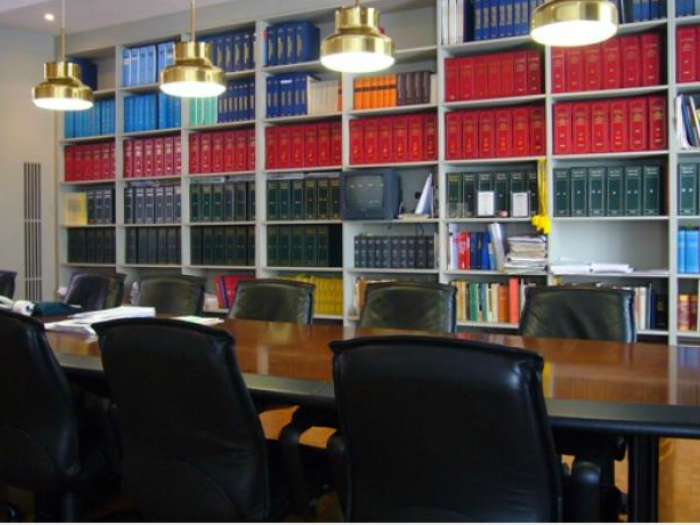 Archisio - Falegnameria Belleria - Progetto Negozi e uffici