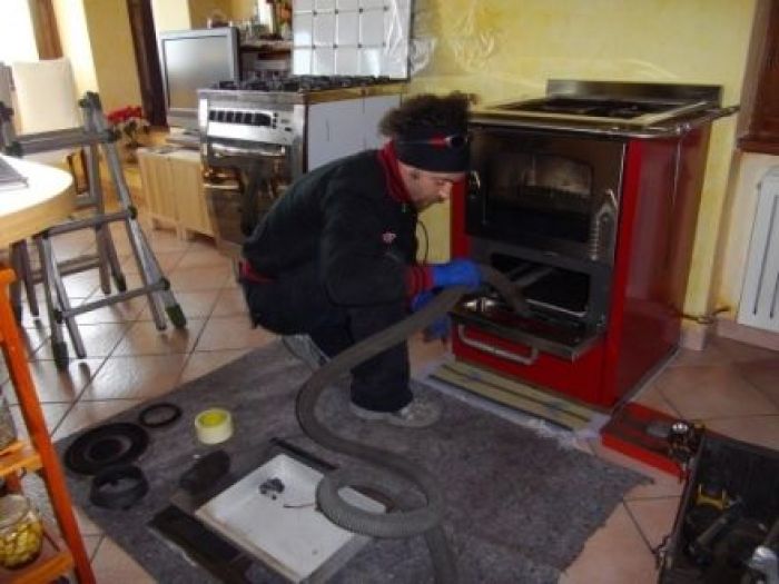 Archisio - Il Fumino - Di Gary Sacchet - Progetto Pulizia e smontaggio di stufe