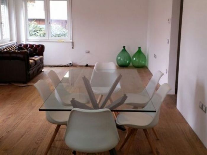 Archisio - Sofim Srl Soluzioni E Finiture Immobiliari - Progetto Sofim Srl fornisce e posa tutti i tipi di pavimenti in legno dal massello nelle varie essenze da levigare e trattare in opera ai vari tipi di prefinito