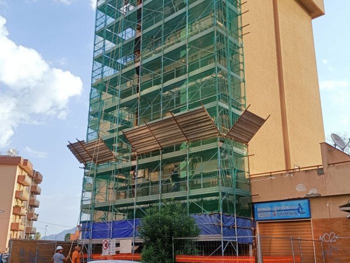 Archisio - Fontana Giovanni Ponteggi - Progetto Montaggio ponteggio telai e tubi e giunti