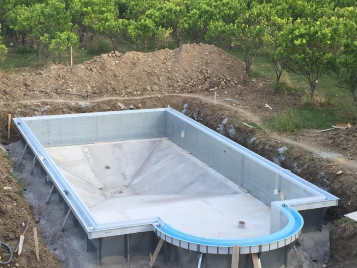 Archisio - Lc Piscine - Progetto Esperti nellassistenza per piscine