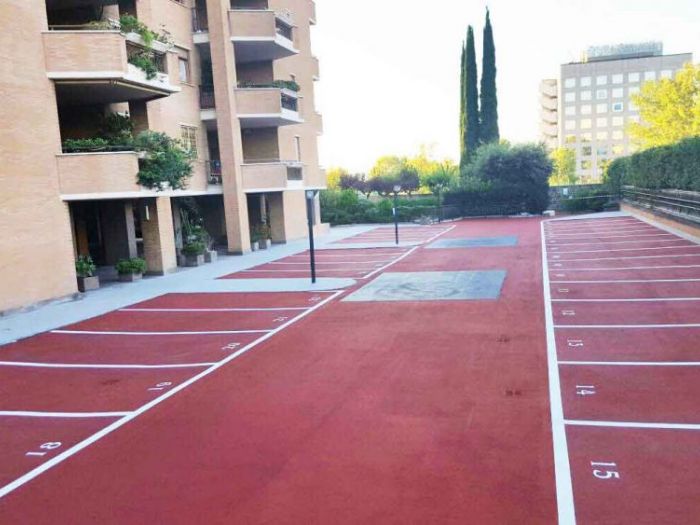 Archisio - Givir Sistemi In Resina Impresa Edile Civile E Industriale - Progetto Cicli per pavimentazioni ad uso civile impermeabilizzazione asfalto - condominio roma pavimentazione in resina a 3mm con supporto esistente in mattonato - fiat pomigliano sistemi in multistrato per negozi