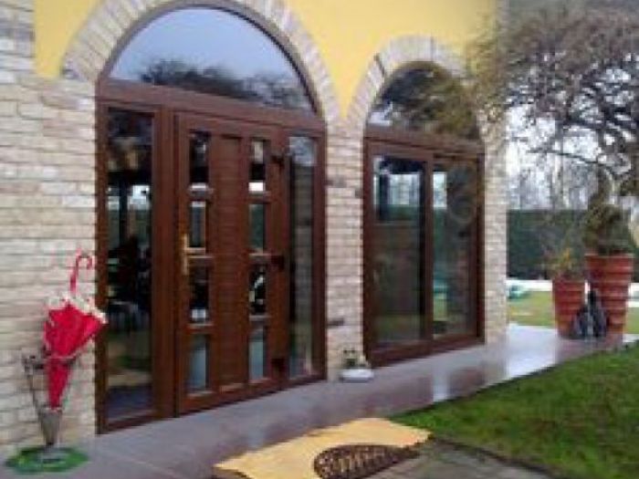 Archisio - Serramenti Pvc Vf2 - Progetto Portoncino in pvc centinato