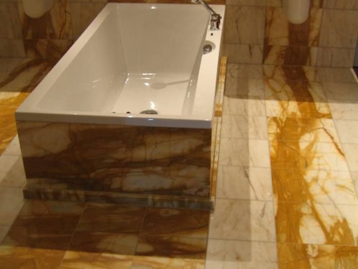 Archisio - Carpenteria Fabbro Alma - Progetto Marmo per bagni