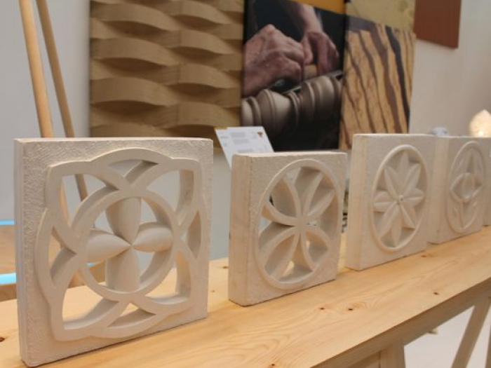 Archisio - La Pietra Di Luca - Progetto Le meduse prese aria applique coralli coppie di applique sculture luminose da muro sculture luminose