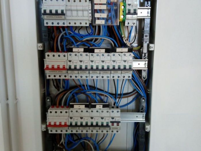 Archisio - Michele Gallo - Progetto Officina meccanica