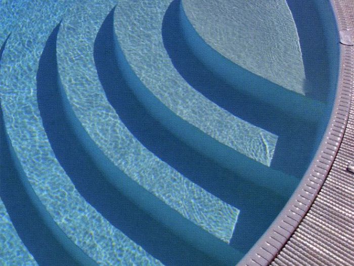 Archisio - Poolstech srl - Progetto Scale per piscine vendita e montaggi