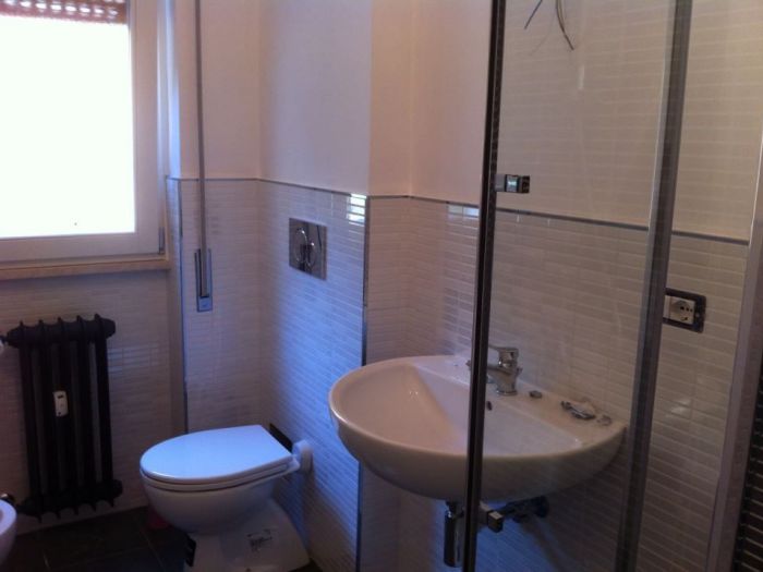 Archisio - Ea Works srl - Progetto Rinnovo bagni e illuminazione in provincia di roma