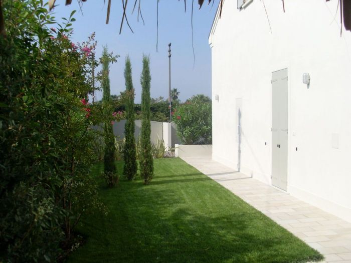 Archisio - Raffaelo Rachello - Progetto Progetto di case a schiera con piscina-idromasaggio a jesolo