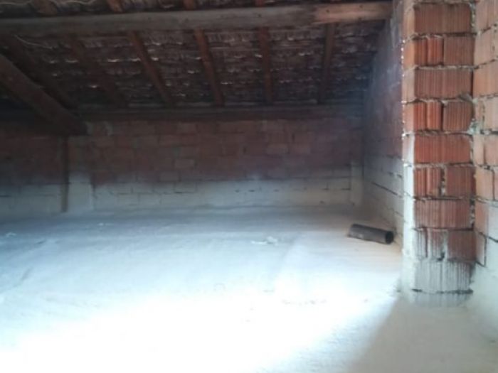 Archisio - Isolmat srl - Progetto Isolamento schiumatura tetto con poliuretano a spruzzo calpestabile