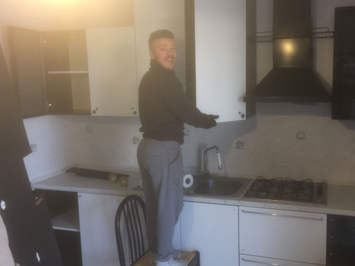 Archisio - M N Traslochi Di Marco Neri - Progetto Montaggio e smontaggio mobili