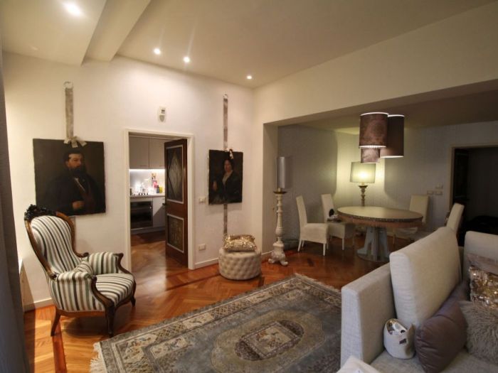 Archisio - Diletta Evangelisti - Progetto Appartamento in centro storico con uno stile luxury sobrio ed elegante