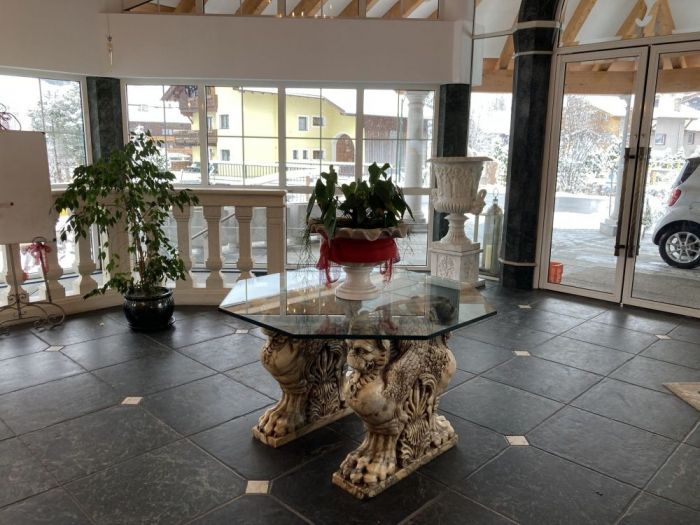 Archisio - Arte 2000 - Progetto Ambienti esterni per albergo in astria