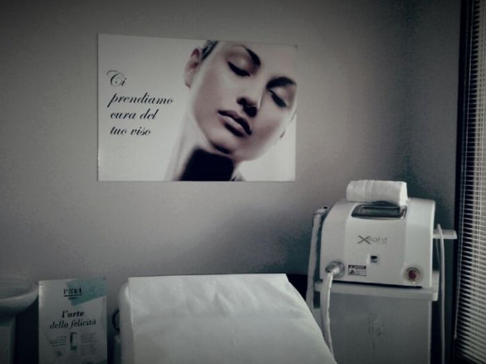 Archisio - Riccardo Della Mora - Progetto Negozio di estetica