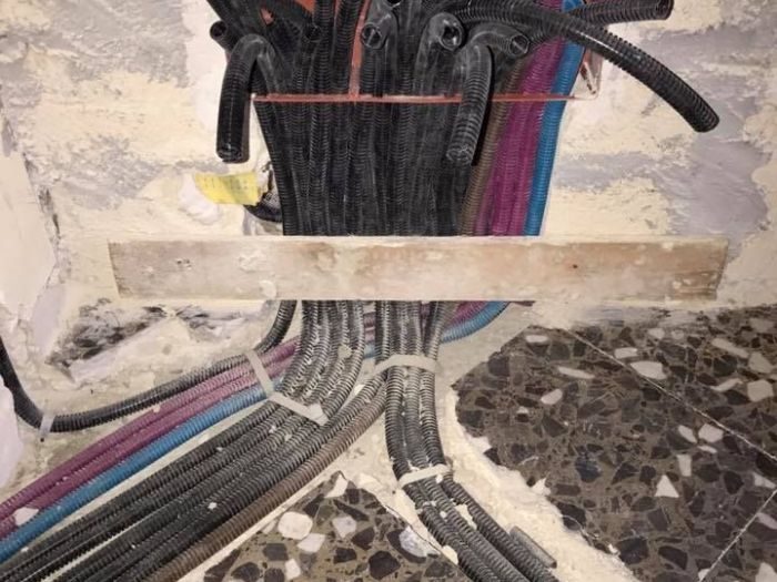 Archisio - Artinnova Ristrutturazioni - Progetto Impianti e controsoffitti