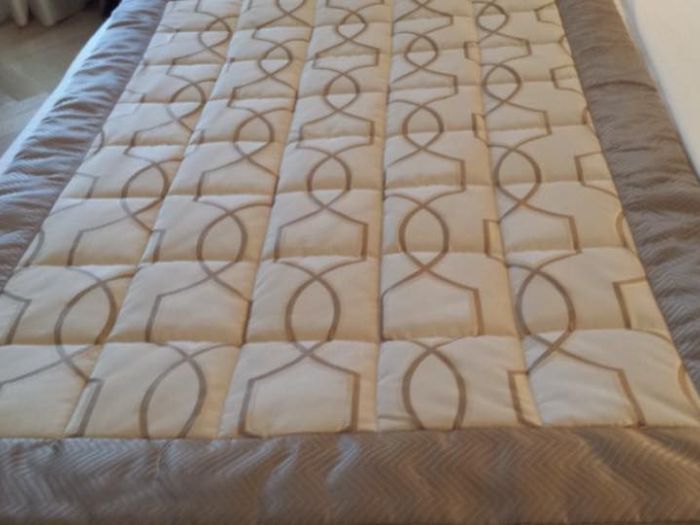 Archisio - Armonie Dinterni Sas - Progetto Letti divani e poltrone