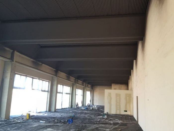 Archisio - Stil Pitture Di Gorgoglione Salvatore - Progetto Ripristino scuri in legno e tinteggiatura capannone