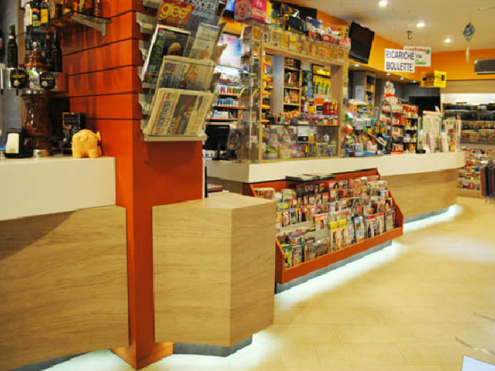 Archisio - Cotto Arredamenti - Progetto Banchi bar celle e vetrine grezze da rivestire