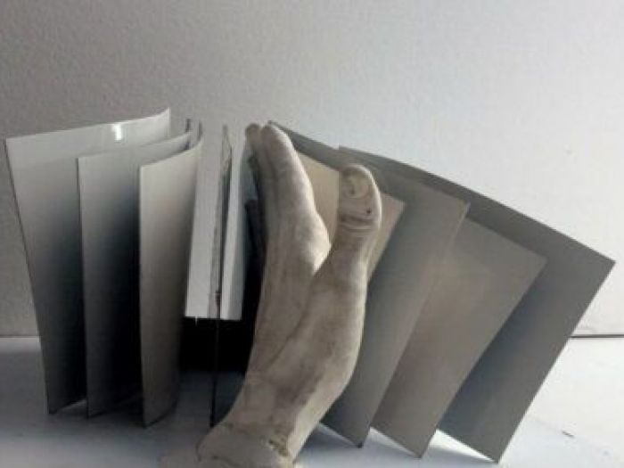 Archisio - Leolab - Progetto La mano tra i fogli