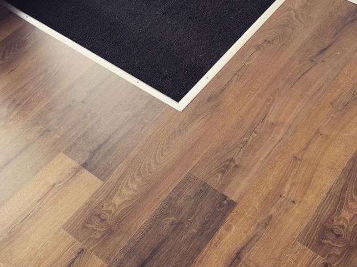 Archisio - Alessio De Luca Architectural Interior And Industrial Designer - Progetto Shoe shop