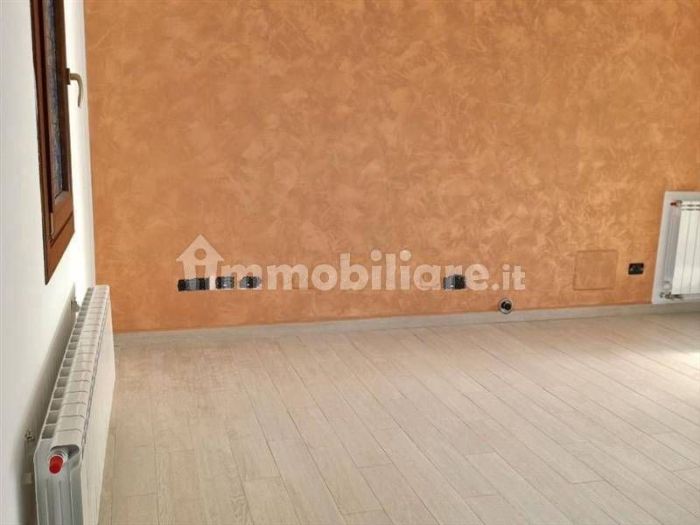 Archisio - Elisa Cattelan - Progetto Da una parete arancione ad uno stile etnic chic