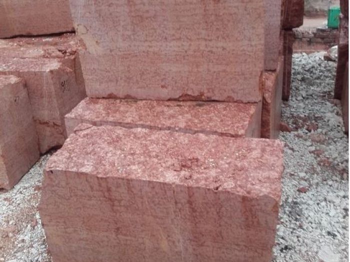 Archisio - Bagnari Marmi Due srl - Progetto Blocchi - semiblocchi - informi di prima scelta e commerciale