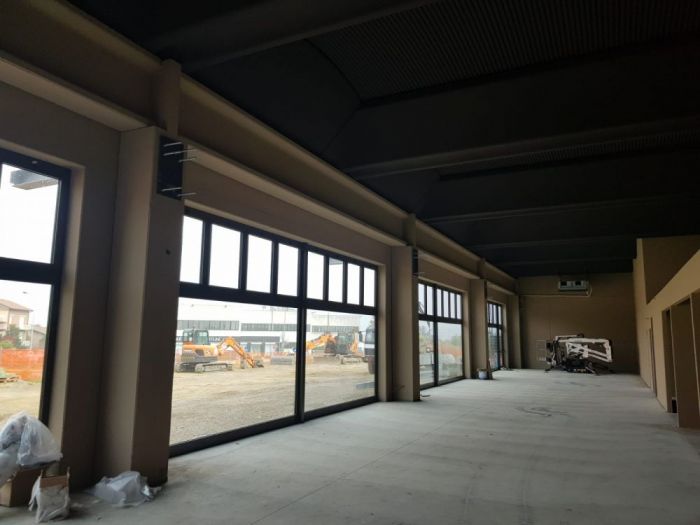 Archisio - Stil Pitture Di Gorgoglione Salvatore - Progetto Ripristino scuri in legno e tinteggiatura capannone