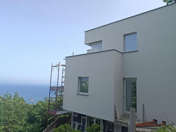 Archisio - Flavio Di Fiore - Progetto Trasformazione di due ville del 1974 in case vacanza