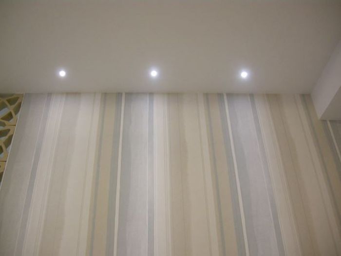 Archisio - Domenico Sforza - Progetto Inside on the seaLavori di manutenzione straordinaria arredamento e nuova illuminazione di un monolocale nella zona di san giorgio torre a mare