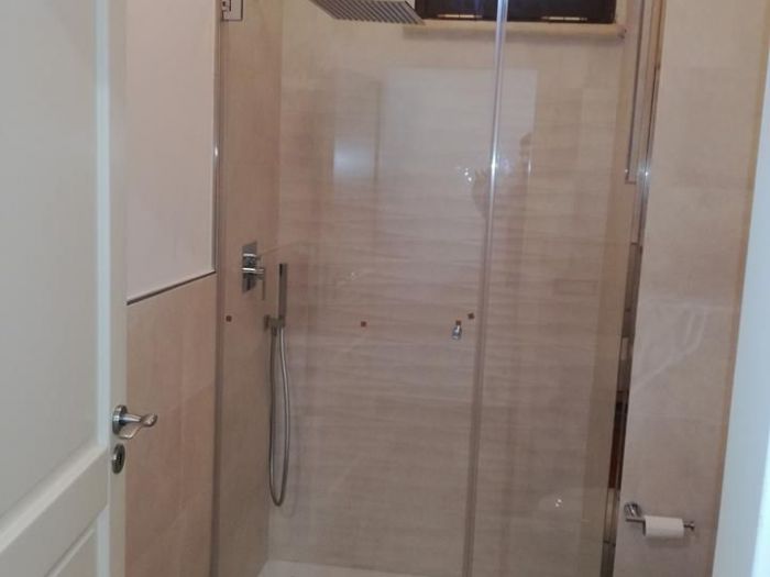 Archisio - Lo Coco I Vetrai Snc - Progetto Doccia in vetro