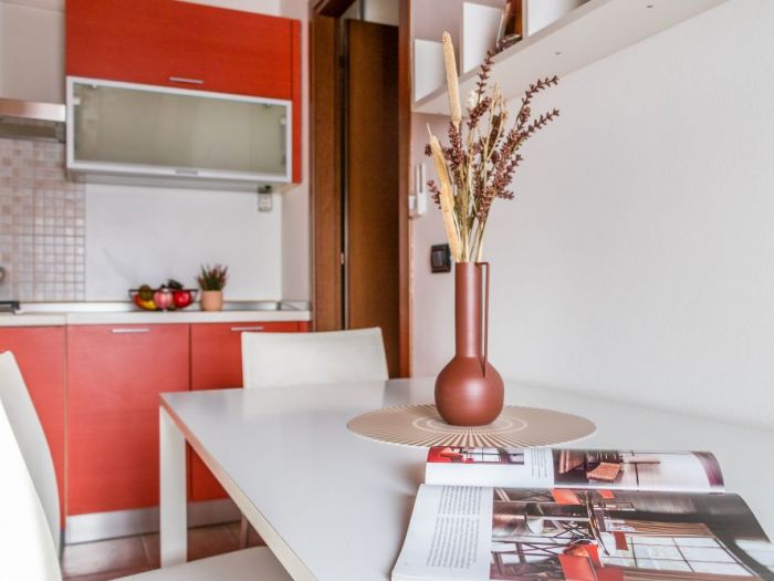 Archisio - Elisa Cattelan - Progetto Home staging su mini appartamento