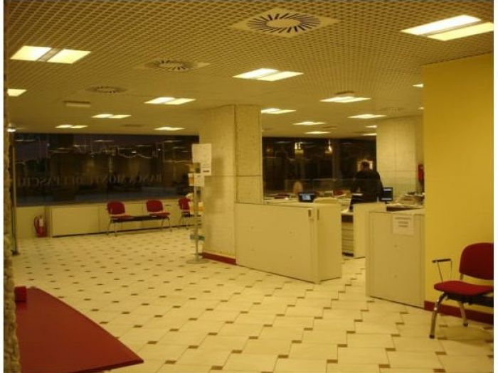 Archisio - Studio Tecnico Engineering Arch Carbone - Progetto Progetto concept e realizzazione agenzia banca