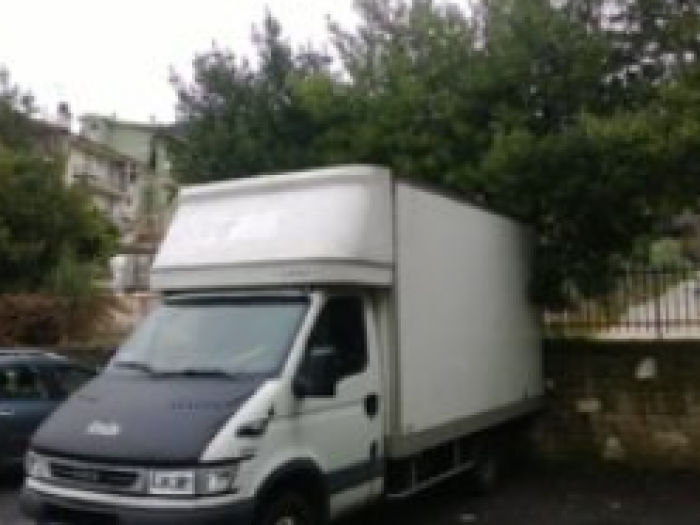 Archisio - 3g Traslochi E Trasporti - Progetto Azienda che lavora nel settore dei traslochi e trasporti