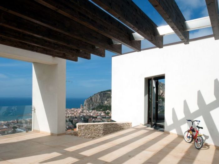 Archisio - Matteo Franco - Progetto Casa biancorosso