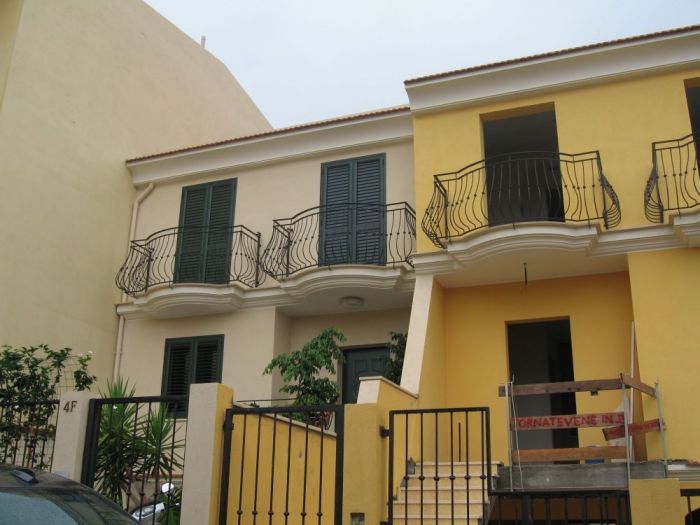 Archisio - Talloru Salvatore srl - Progetto Balconi e grate