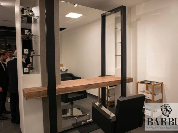 Archisio - Roncone Design Studio - Progetto Barbus - barbieri per businessmen