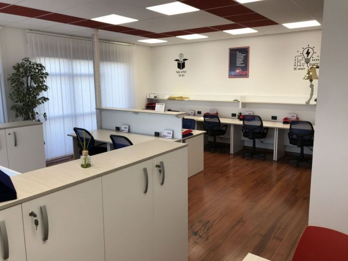 Archisio - Imetallici Di Taverna Andrea Taverna - Progetto Ufficio call-center remax