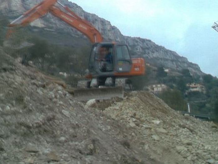 Archisio - Impresa Edile Bertucci - Progetto Scavi e sabbiature