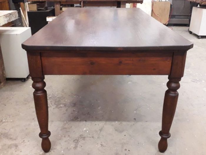 Archisio - Falegnameria Soncini Quintavalla - Progetto Restauro tavolo