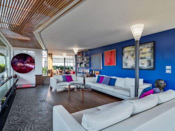 Archisio - Adriano Pecchio - Progetto Una galleria darte nellattico