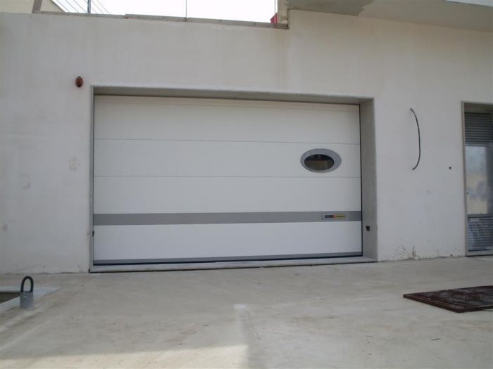 Archisio - Serramenti Puglisi srl - Progetto Porte basculanti e porte sezionali