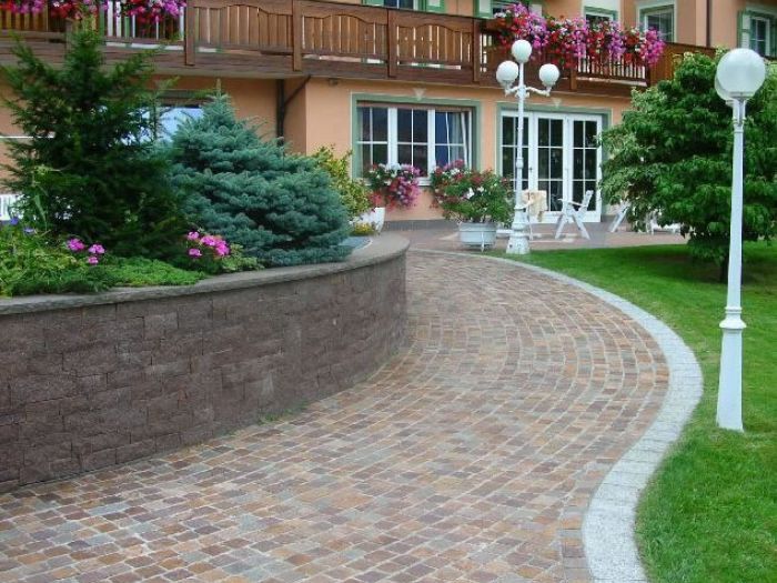 Archisio - Lg Marmi E Pietre - Progetto Rivestiemento da esterno e pavimenti da esterno