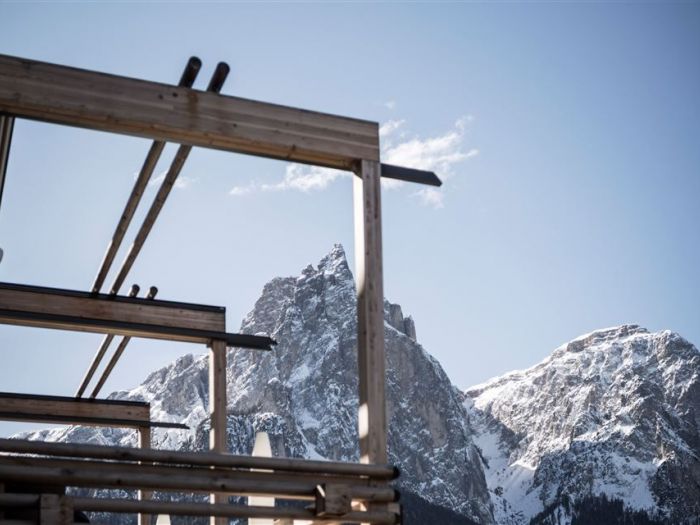 Archisio - Noa Network Of Architecture - Progetto Valentinerhof il teatro silenzioso dello sciliar 20