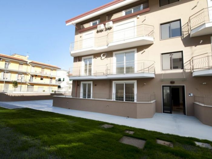 Archisio - Raffaele Carrella - Progetto Complesso residenziale new house