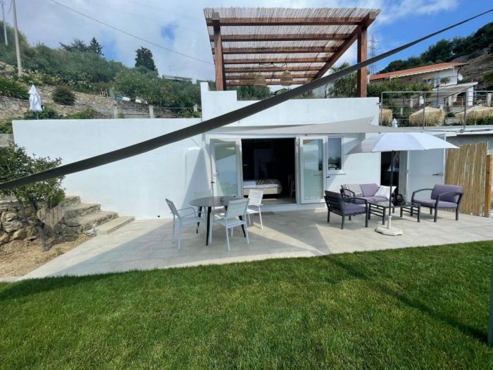 Archisio - Nadine Schmitz - Progetto Piccolo bed and breakfast