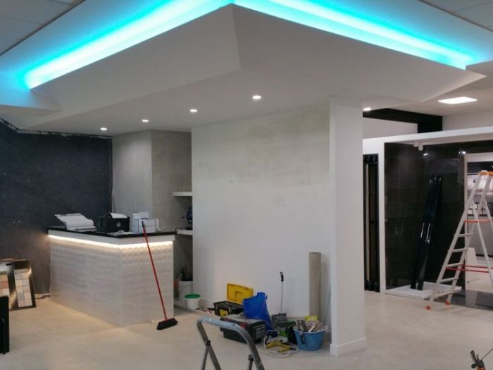 Archisio - Andrea Daguanno - Progetto Progettazione angolo bar in showroom