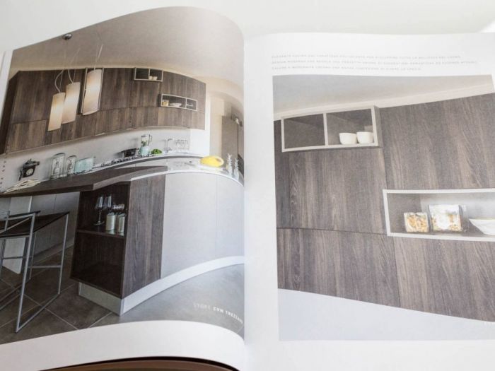 Archisio - Neoz Photography - Progetto Centro veneto del mobile - catalogo cucine e adv