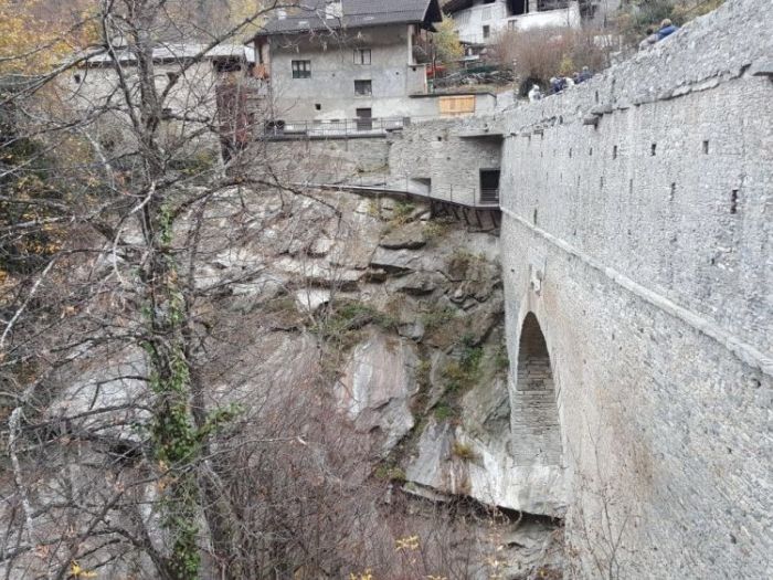 Archisio - Enrica Quattrocchio - Progetto Pont dael - recupero e riqualificazione di un acquedotto romano